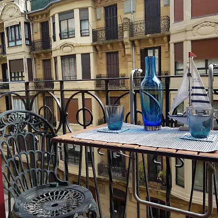 Проживание в семье La Casa De Maria