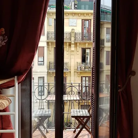 La Casa De Maria Homestay San Sebastian