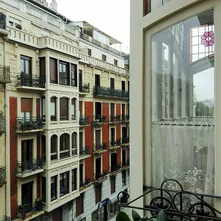 La Casa De Maria Проживание в семье *